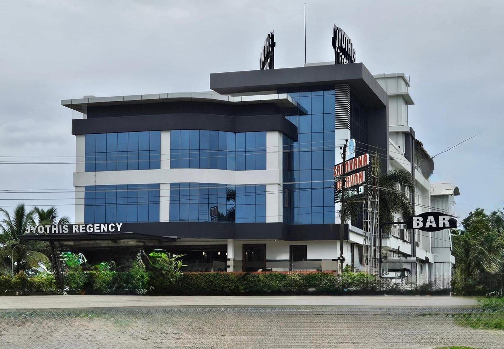 Hotel Jyothis Regency Palakkad Exterior foto